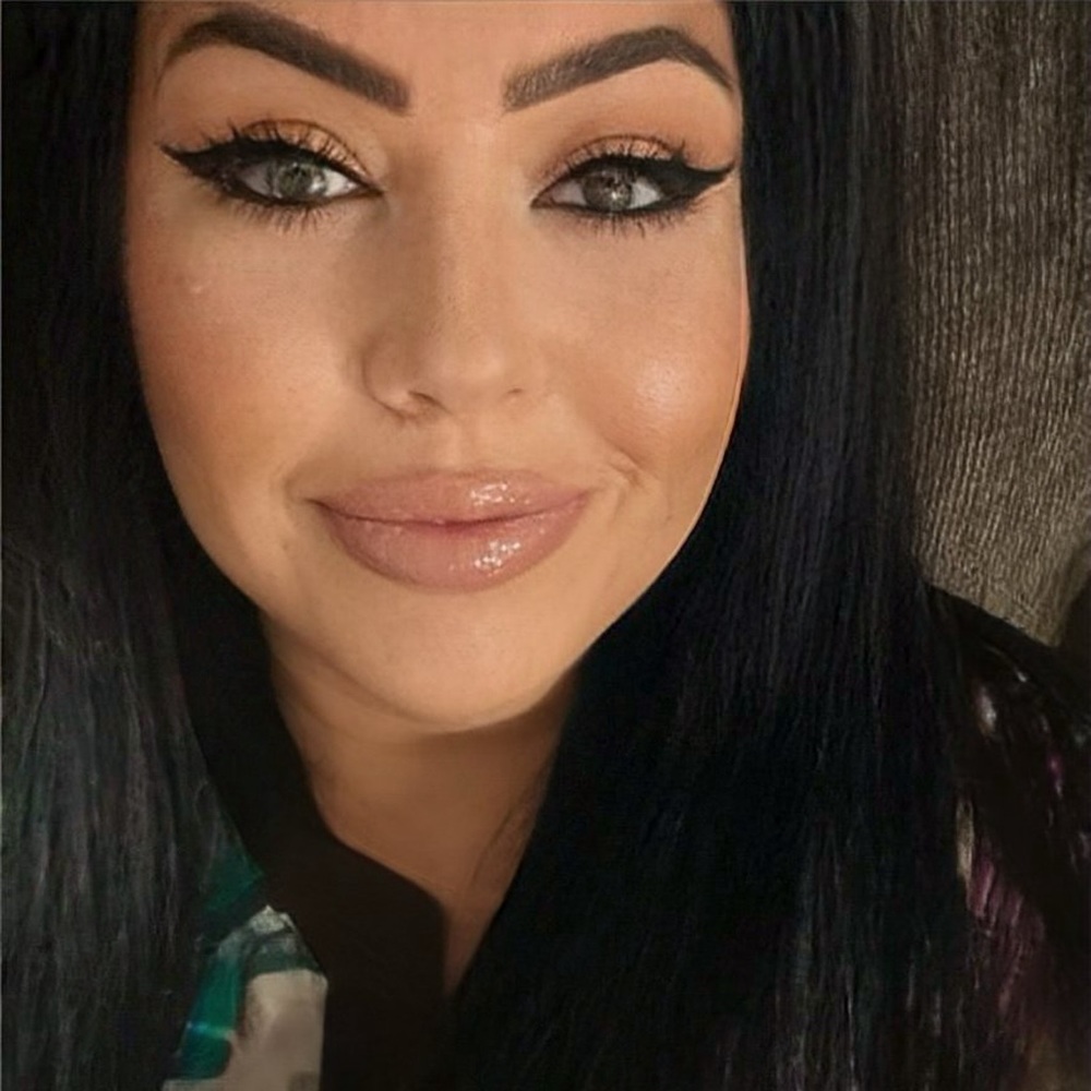 Meet your Posher, Christy